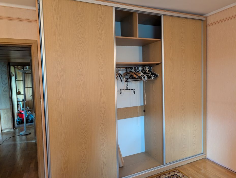 Szafa na wymiar 3-drzwiowa 251cm