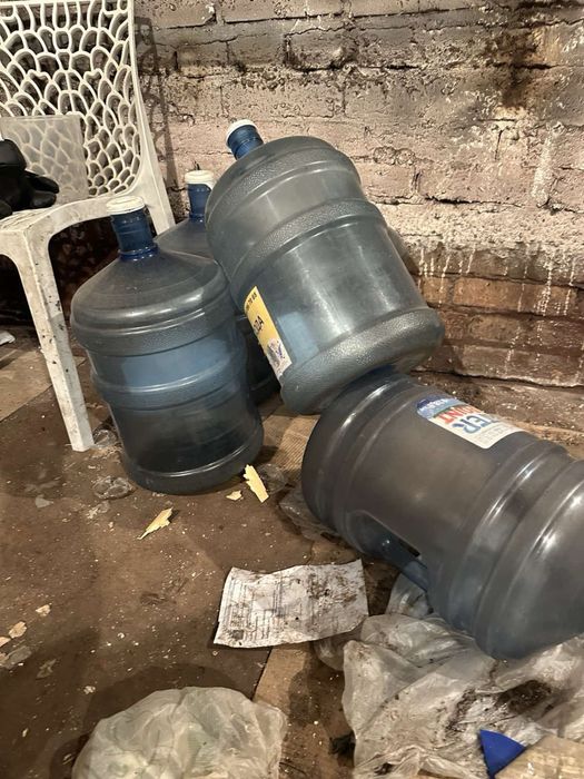 Продам бутлі для води! 18л