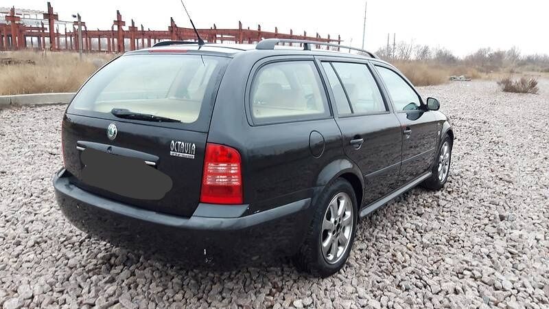 SKODA  OCTAVIA 1.8  2001р.