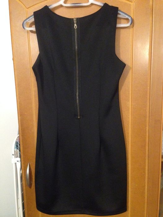 Czarna elegancka sukienka