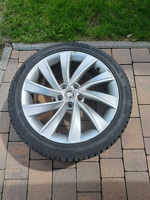 Koła Pegasus 18" 8J ET44 Skoda Superb opony zimowe Hankook 235/45R18