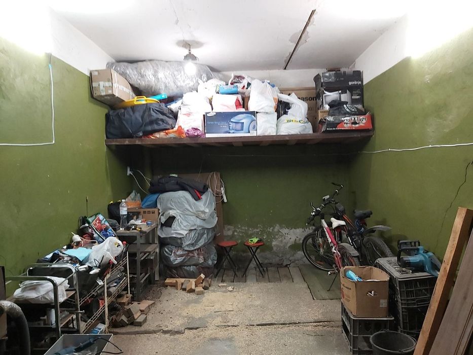 Продам гараж на Одесской