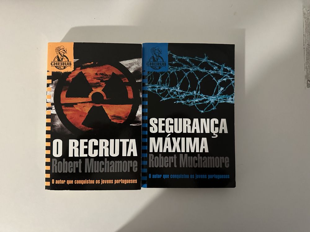 2 Livros Cherub.