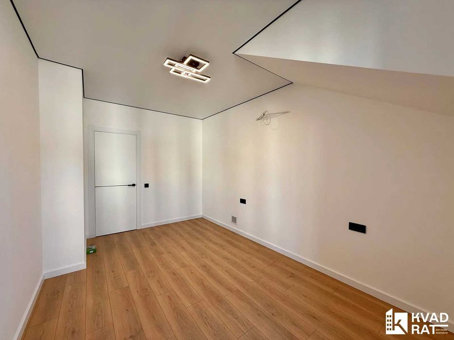 Продаж таунхауса з ремонтом у с. Крихівці