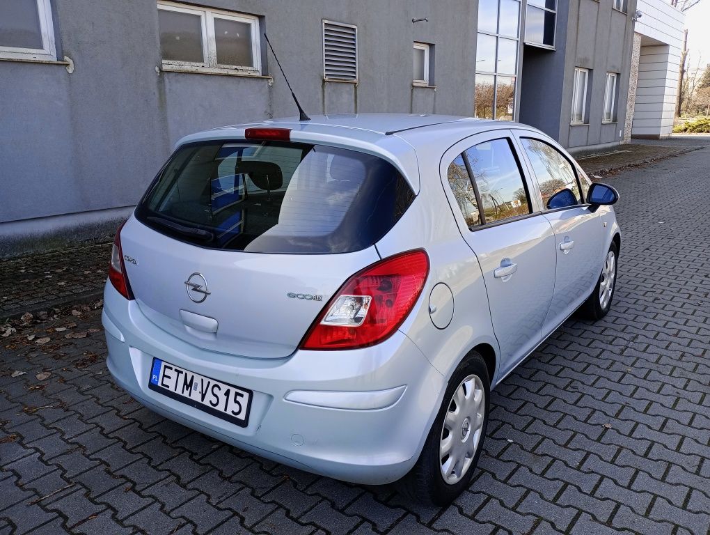 Śliczny Opel Corsa D*KLIMA* Niski Przebieg !