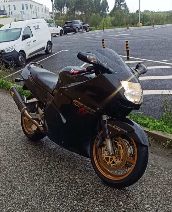 Honda CBR XX 1100 SuperBlackBird