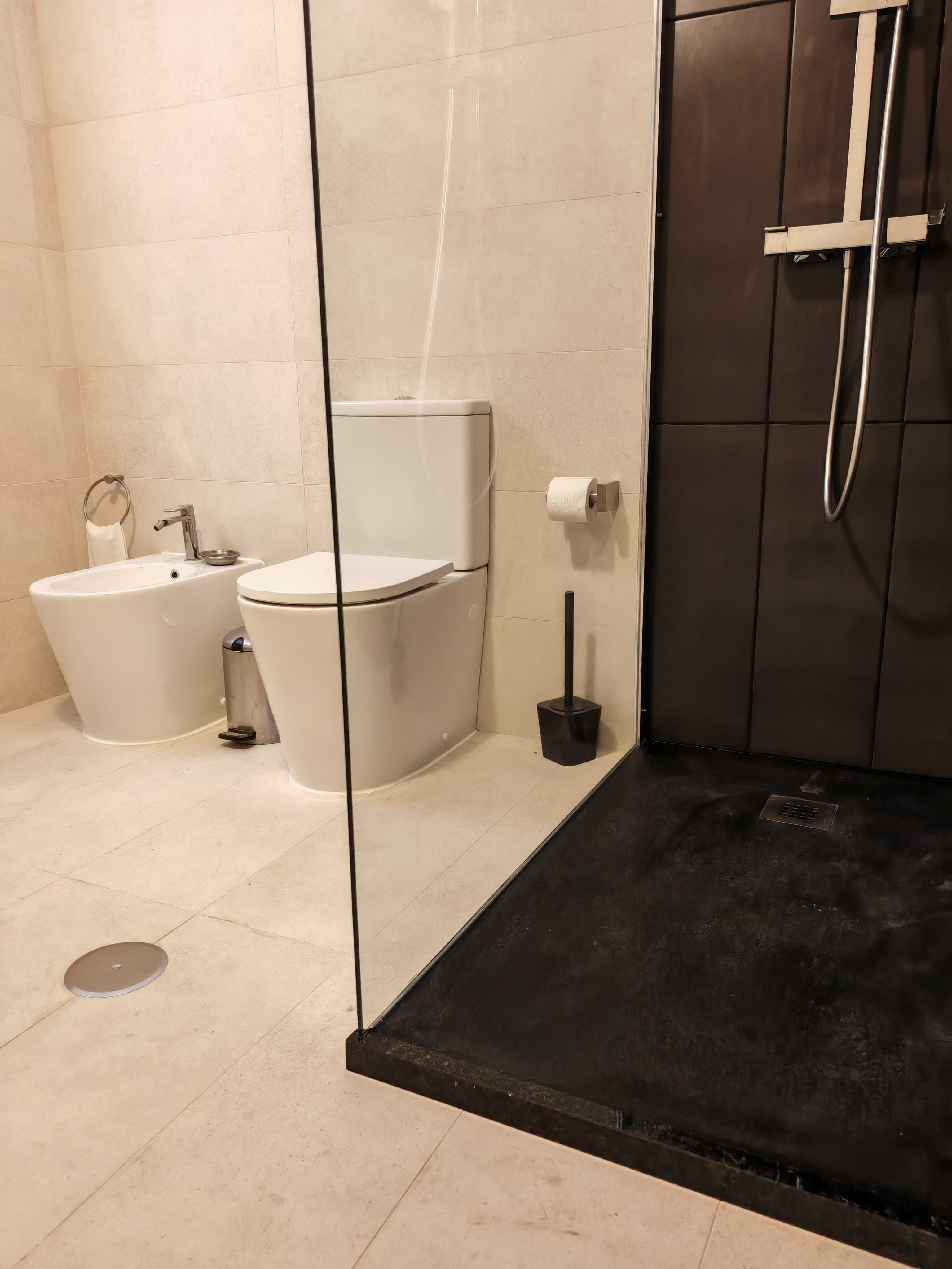 Moradia Unifamiliar REMODELADA