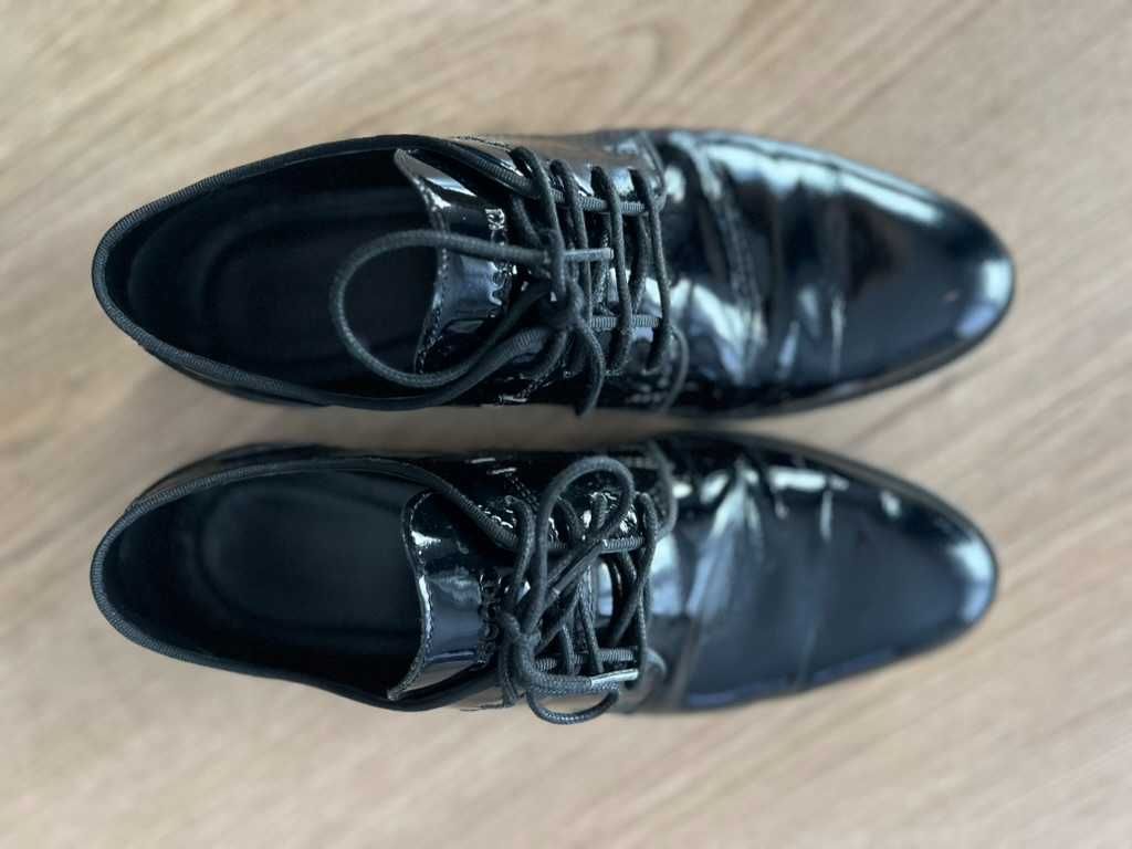Męskie lakierowane czarne buty rozmiar 37