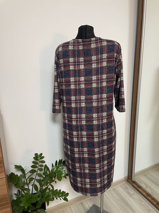 Sukienka damska kratka rozmiar 50/52