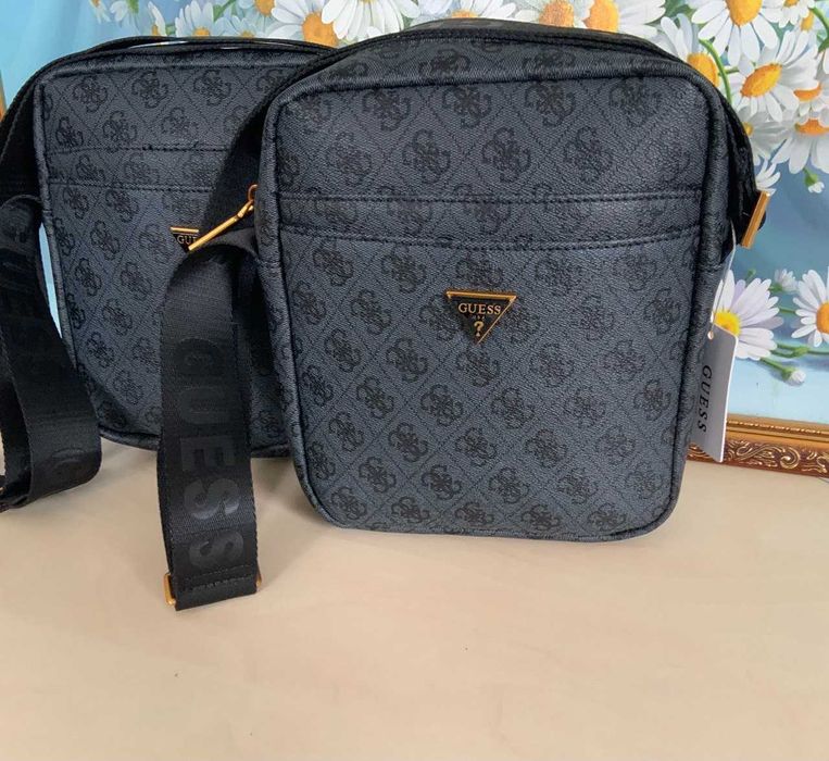 Сумка мужская Guess Сумка Guess чоловіча Сумка ГЕС Розмір 23*20*6см