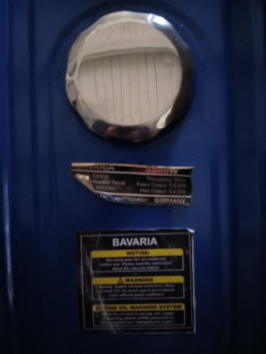 Бензогенератор .5500W
