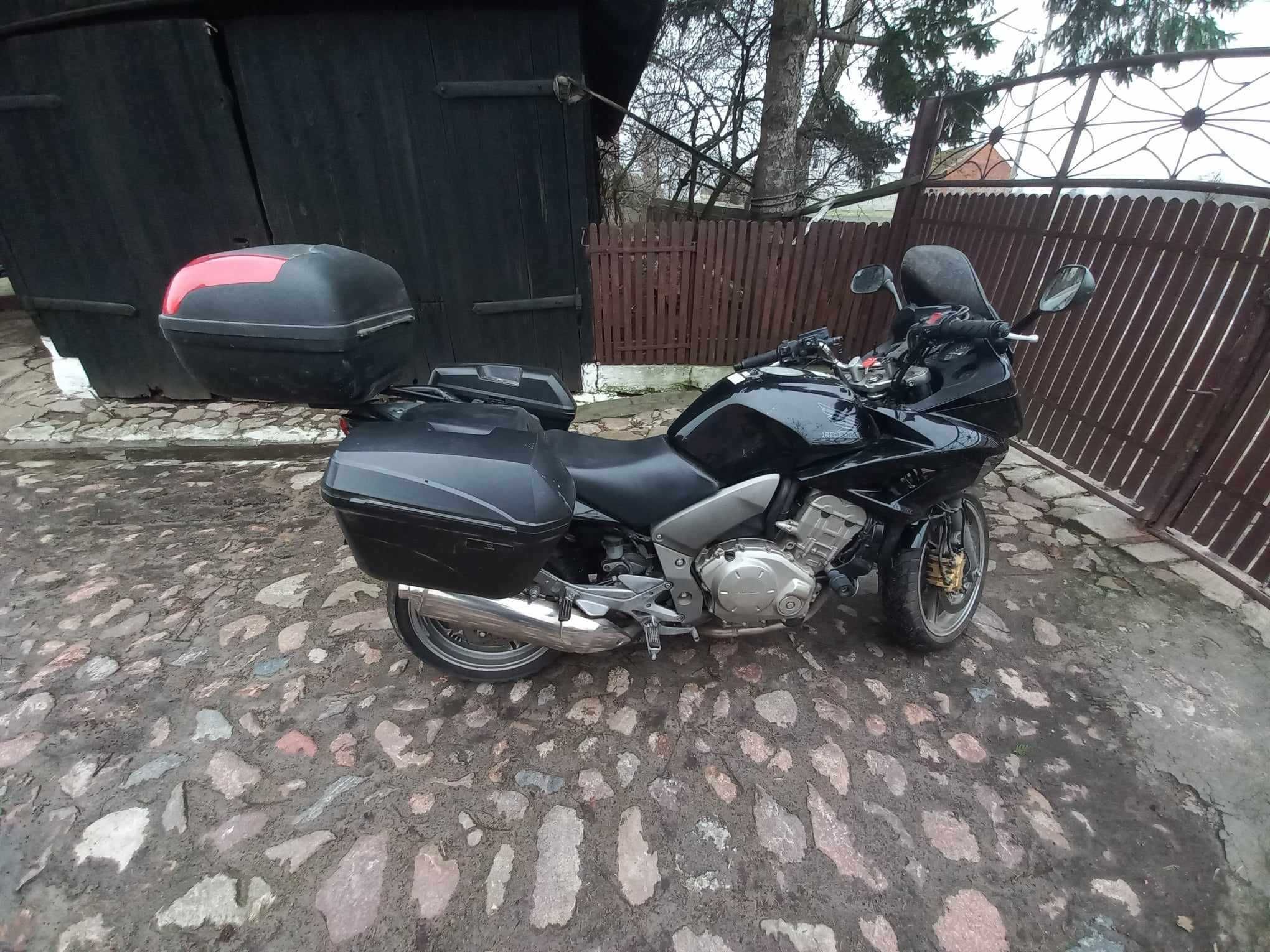 Honda  CBF  1000