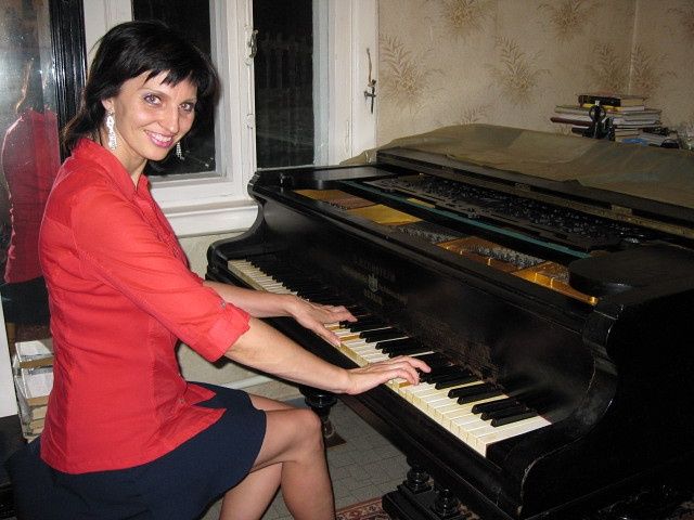 Частные уроки игры на фортепиано онлайн/офлайн