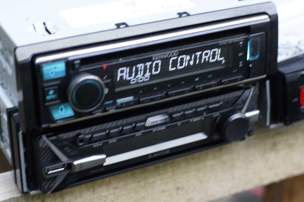 radio kenwood KDC-BT640u usb bluetooth