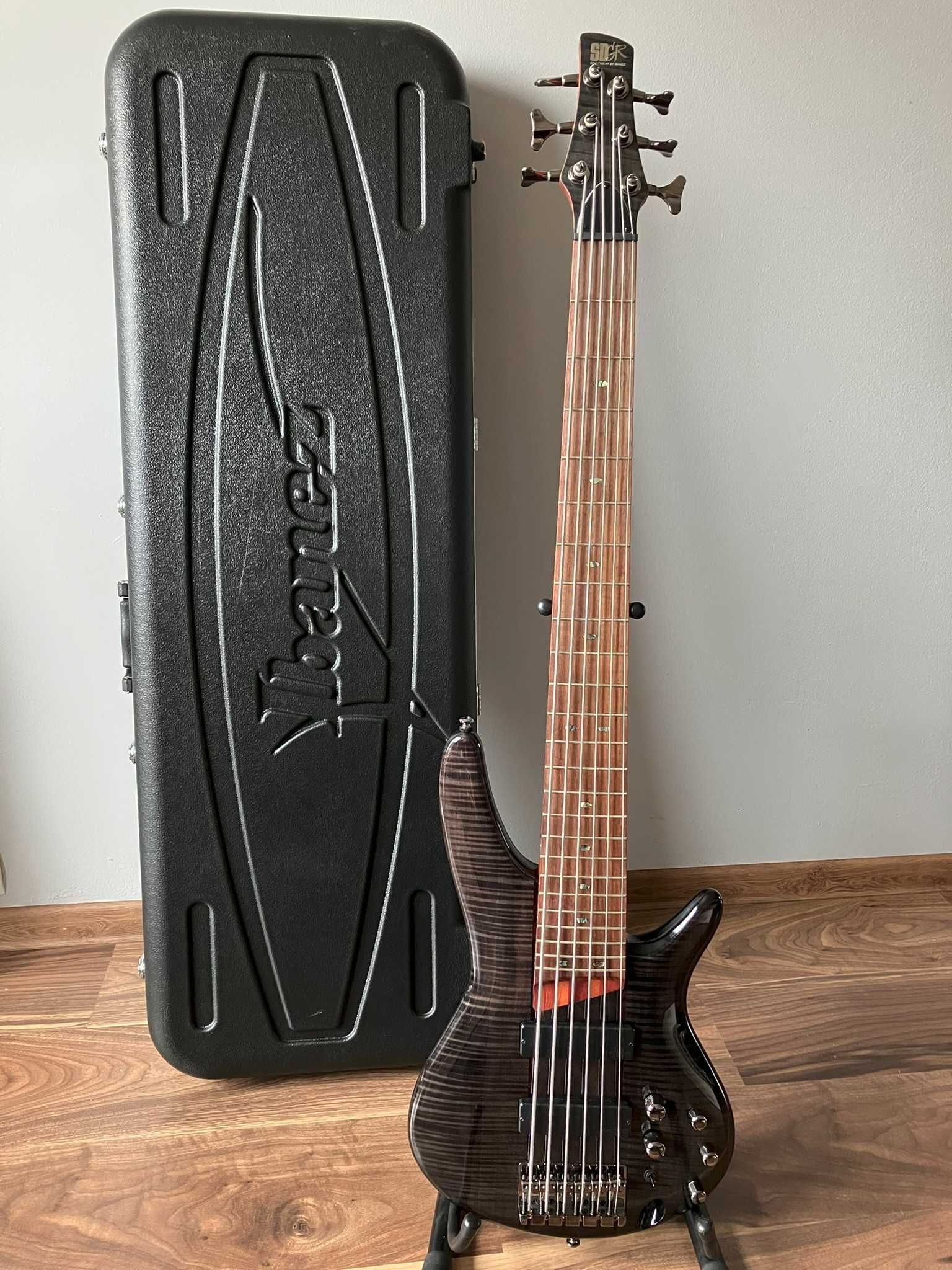 Jak nowa gitara basowa Ibanez SR706 6-strunowa case