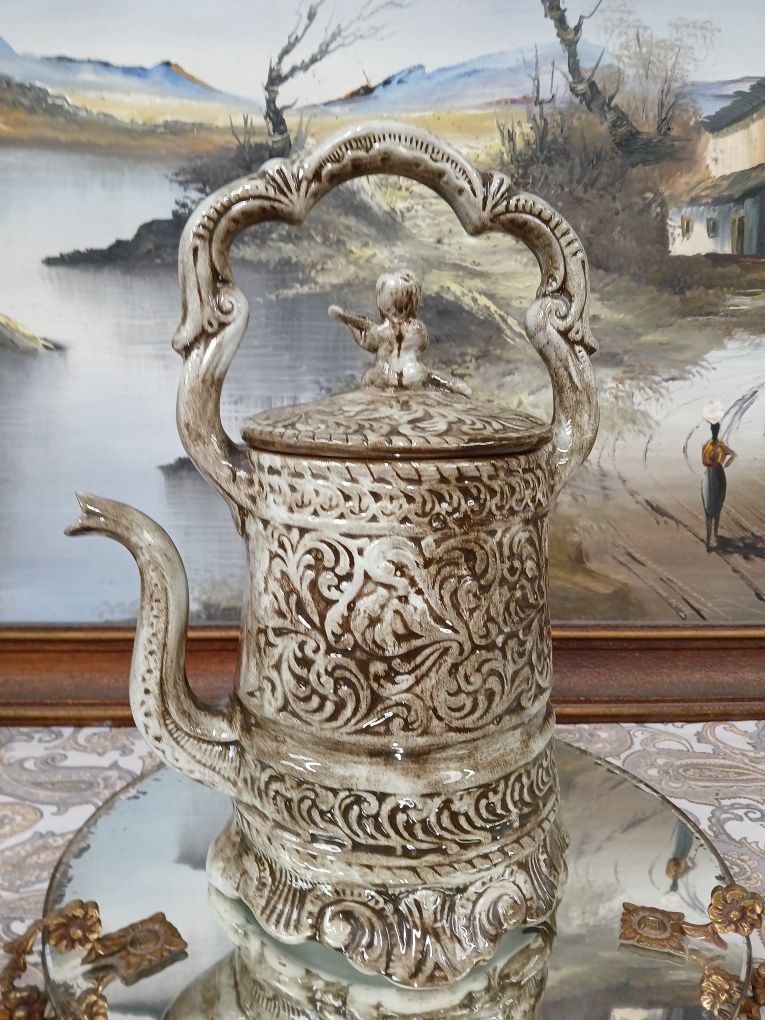 Cafeteira em faiança  vintage