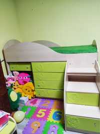 Дитяче ліжечко, комплект (ліжко, 2 комоди, стіл)