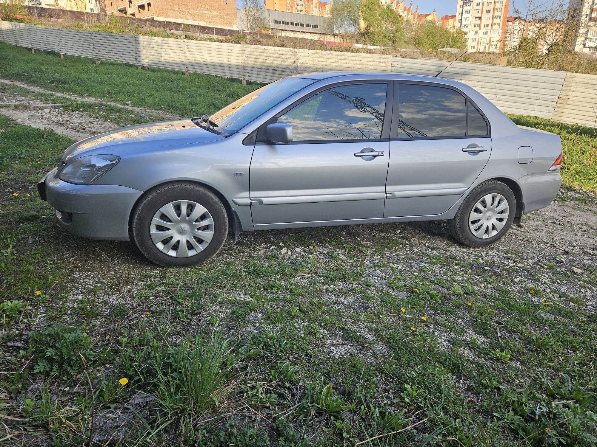 Mitsubishi lancer IX 2006