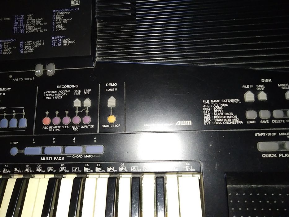 Sprzedam keyboard Yamaha par 1700