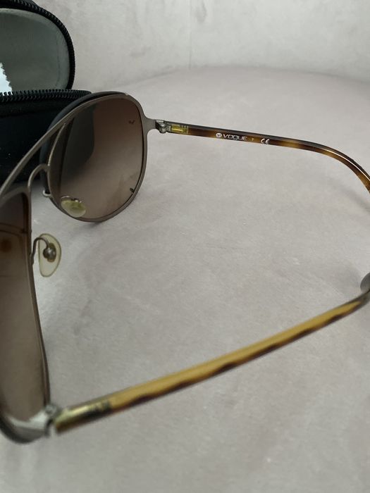 Oculos vogue novos