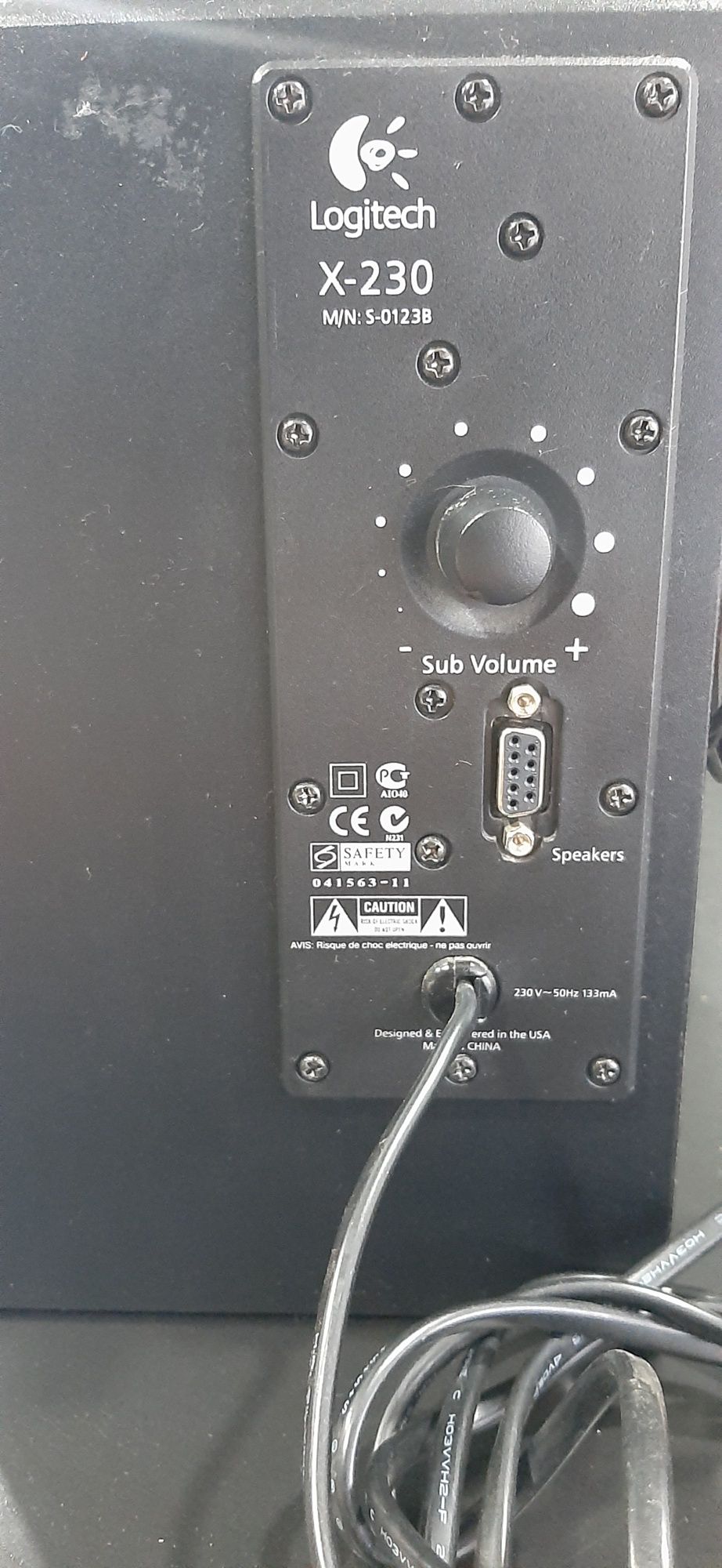 Colunas Logitech x-230
