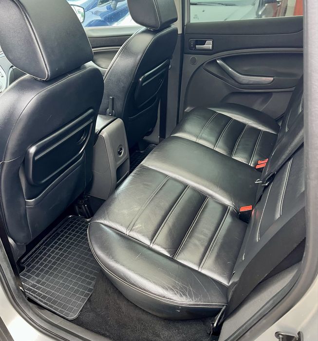 Ford Kuga 2.0 4x4 stan bardzo dobry najbogatsze wyposażenie transport