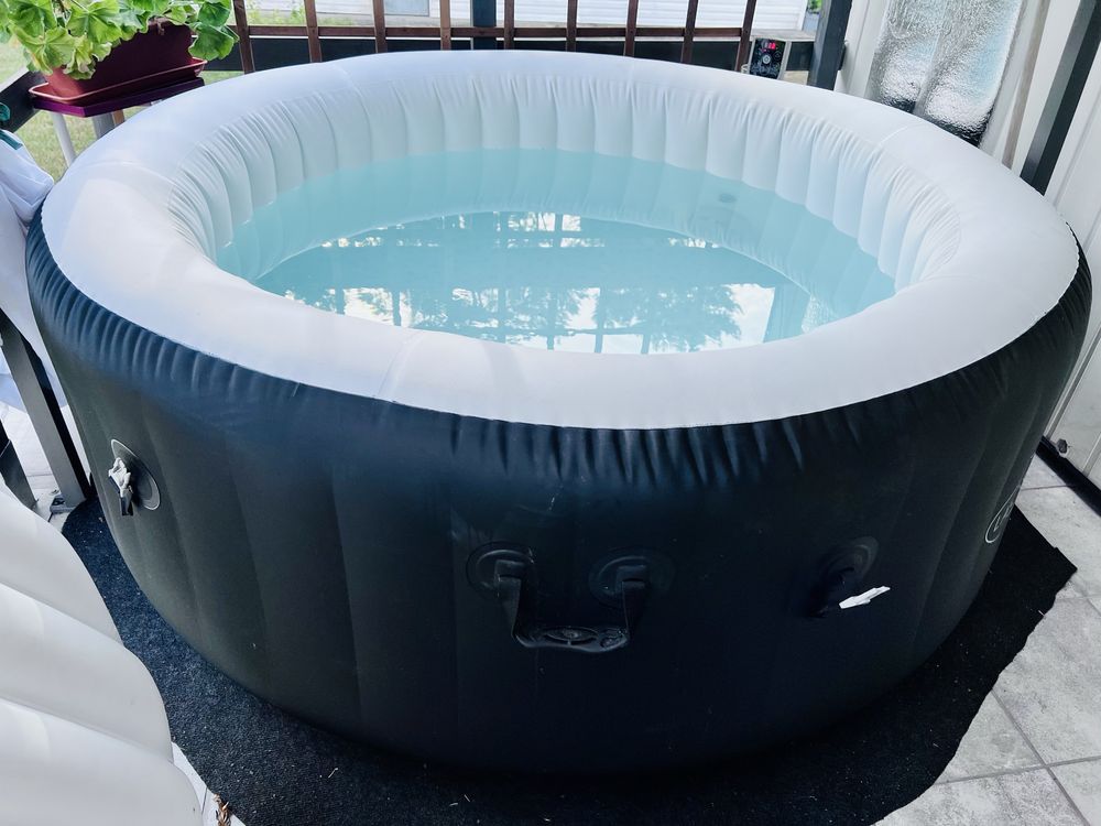 Jacuzzi Lay-Z Spa Miami