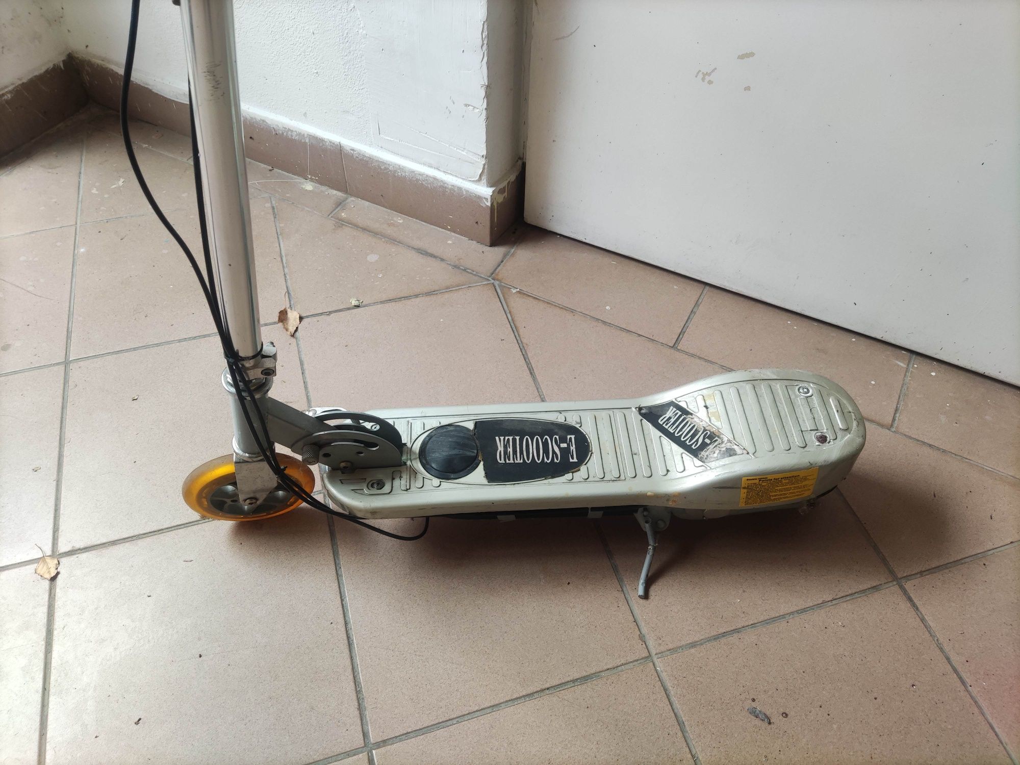 Hulajnoga elektryczna E-Scooter