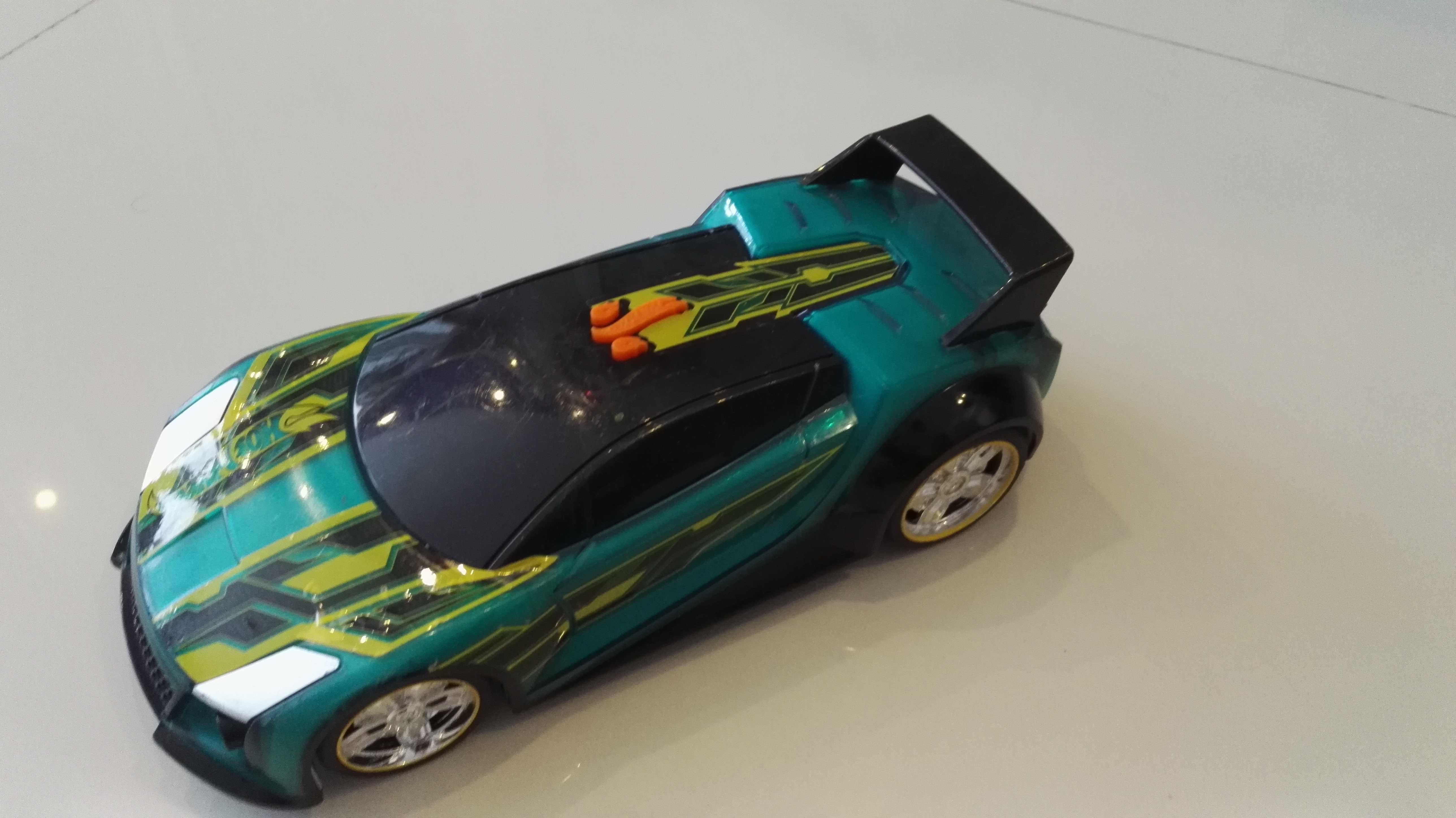 hot wheels - hyper racer ze światłem i dźwiękiem  x