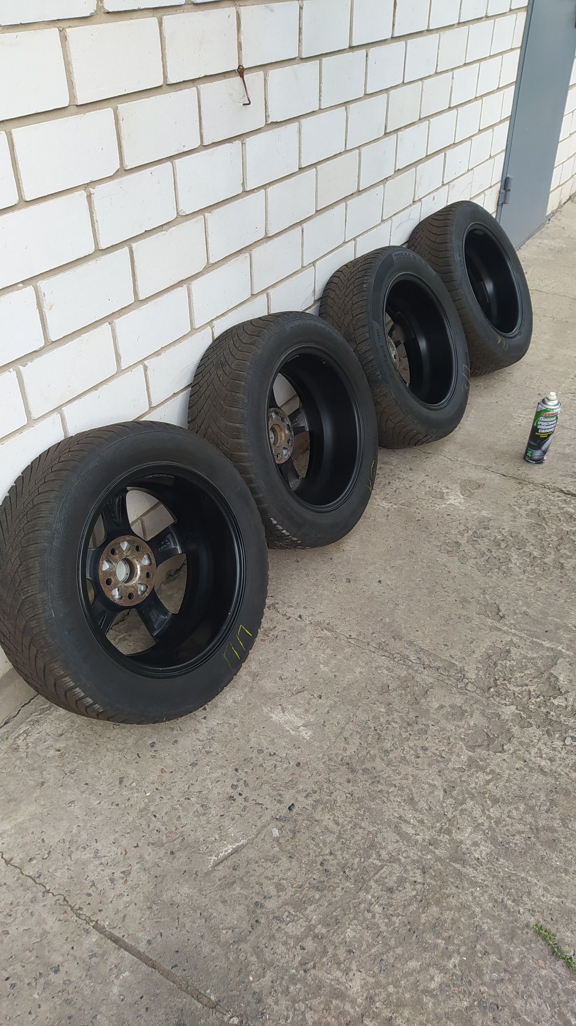 Продам комплект 205/55/ R16/5:112 4000грн/1 шт.