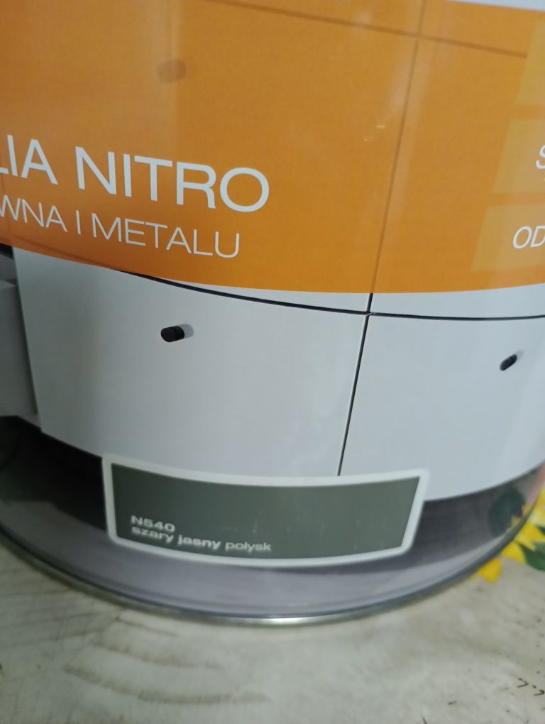 Emalia do drewna i metalu Śnieżka Supermal nitro 10l szara