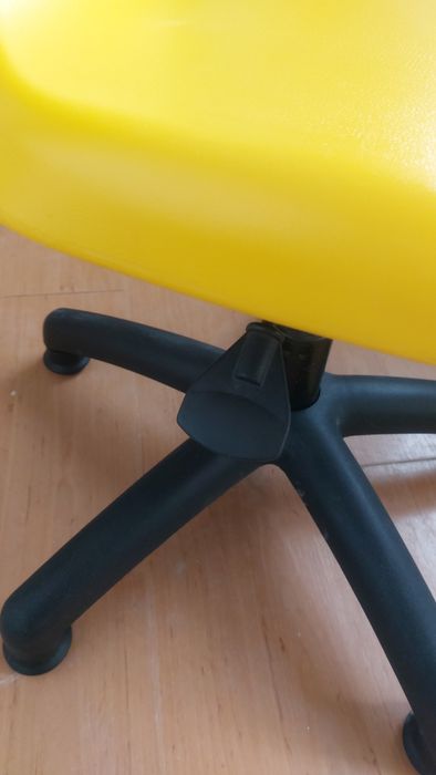 Entelo krzesło do biurka TWIST rozm. 3