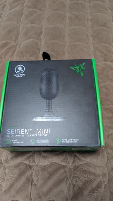 Razer v3 mini стан з коробки
