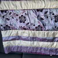 Narzuta na łóżko, fioletowa w kwiaty 200x220+dwa pokrowce na poduszkę