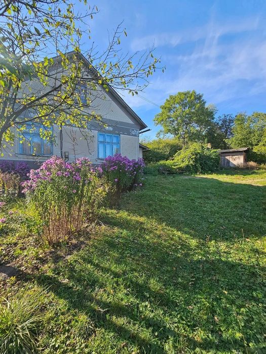 Продам цегляний будинок у с.Перемисловичі