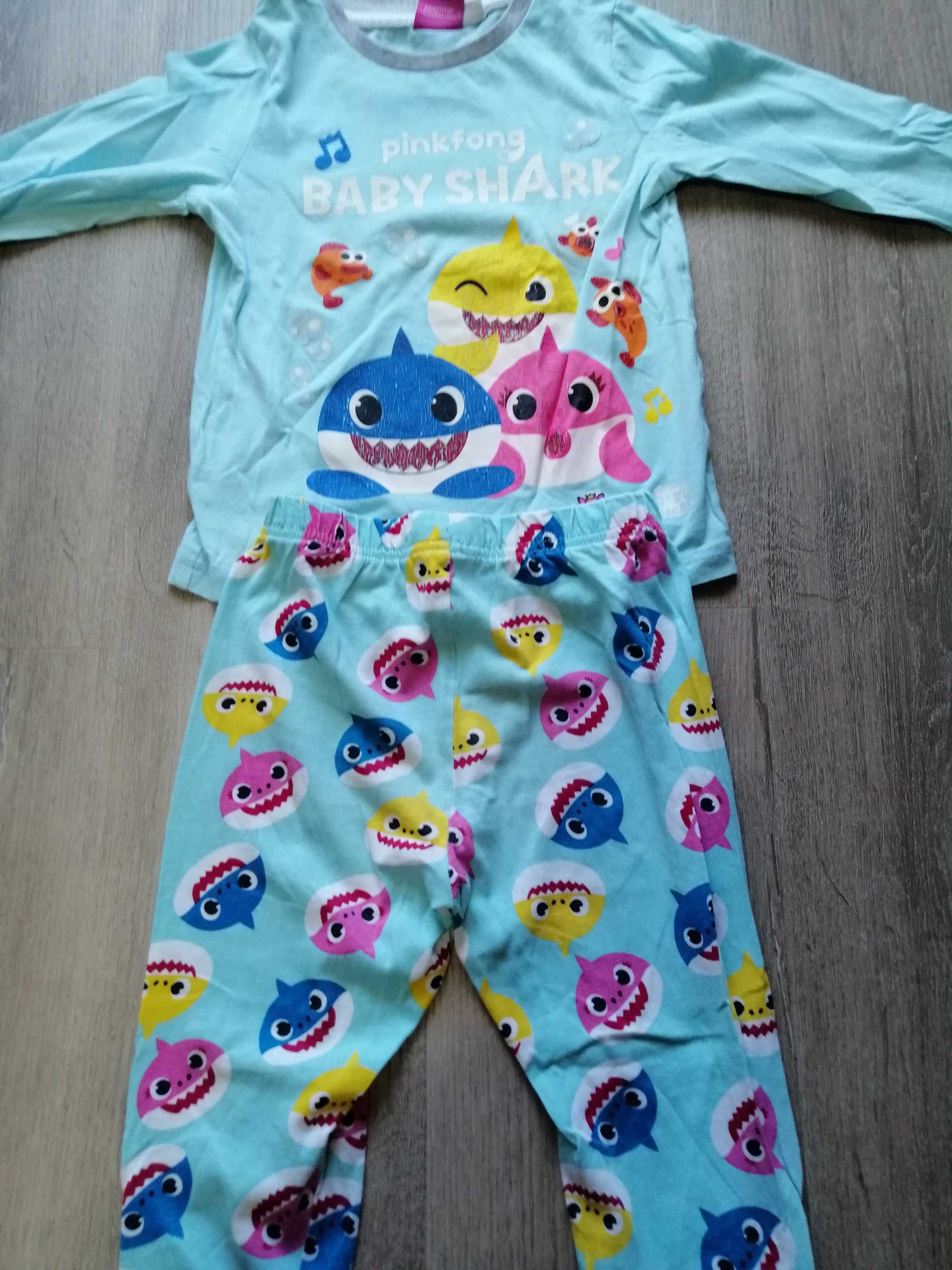 2 pijamas, Baby Shart, 3-4 anos