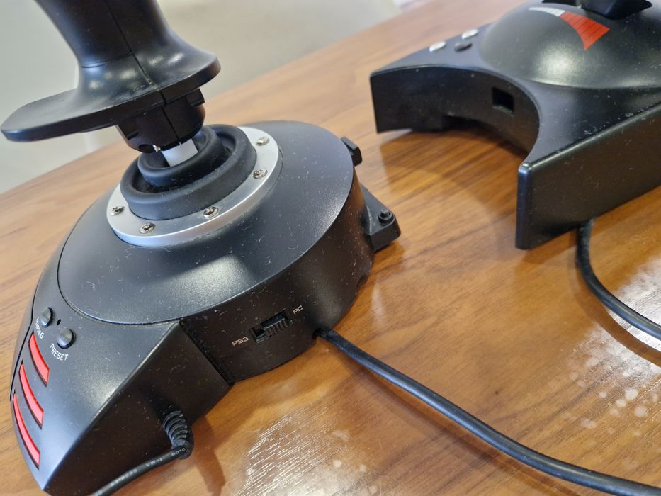 Thrustmaster Joystick T-Flight Hotas X