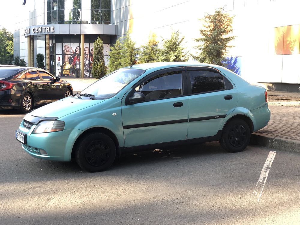 Chevrolet Aveo T200 1.5 бенз 2005
