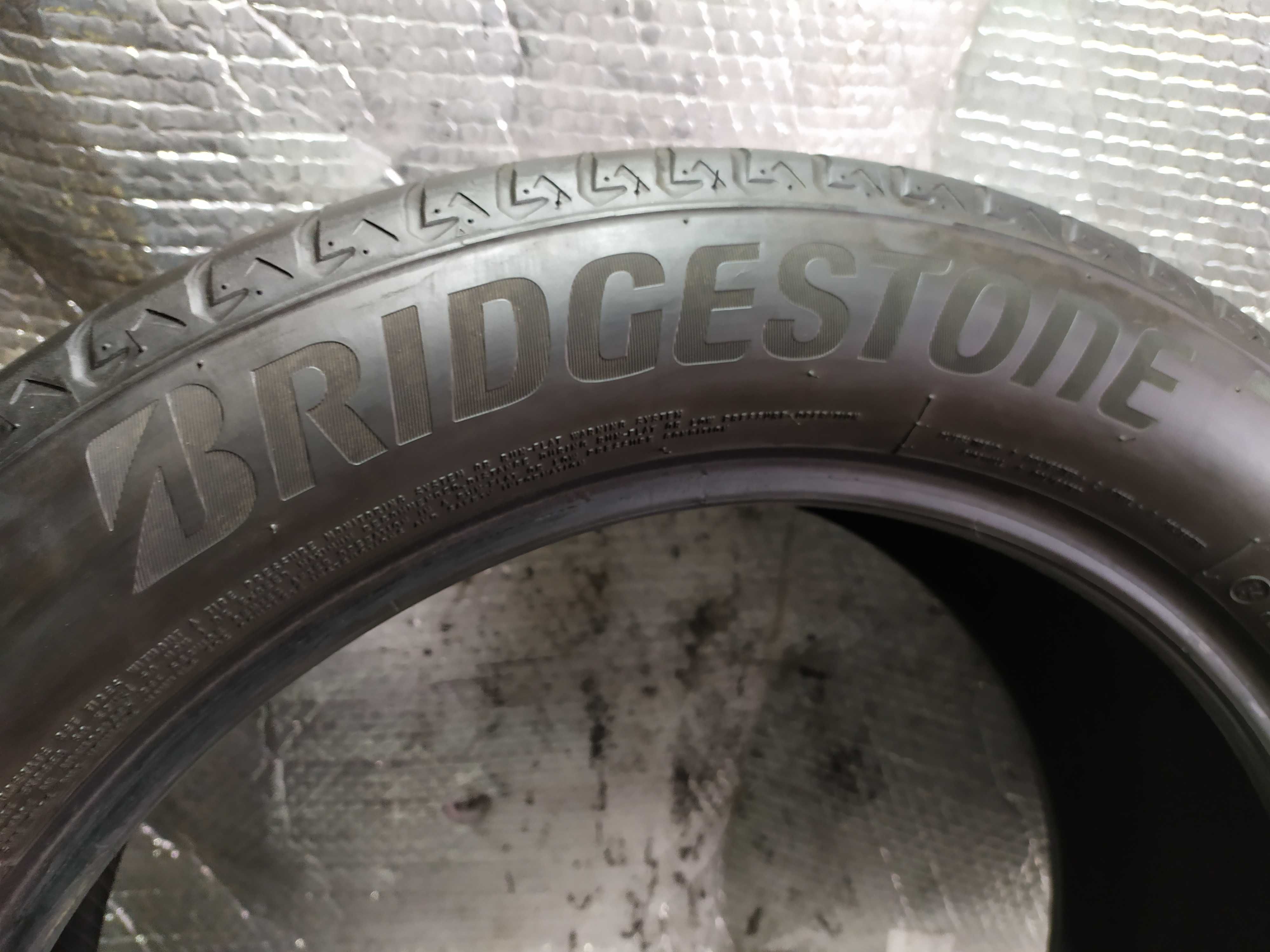 Шини Б/в 245.50.18 пара літо Bridgestone