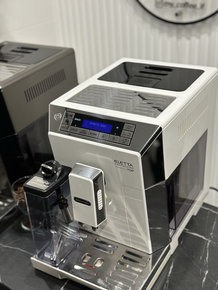 Кавомашина/Кавоварка/ Delonghi eletta