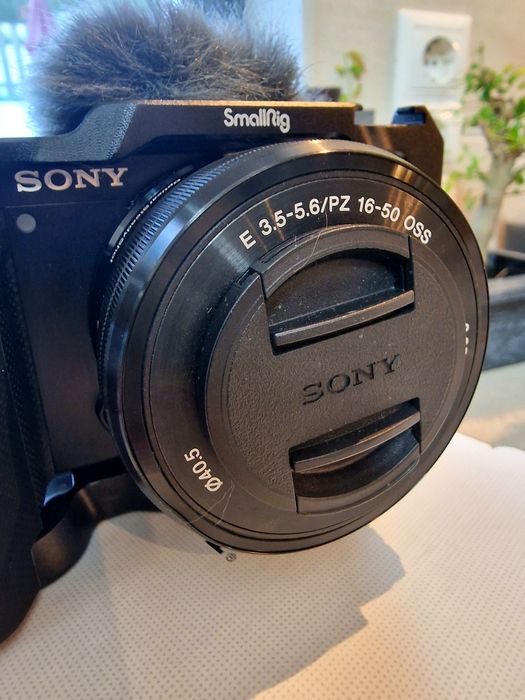 Máquina fotográfica Sony ZV-E10