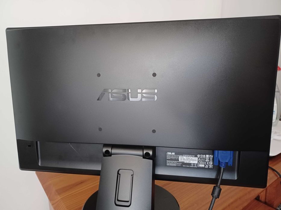 Monitor Asus 21,5"