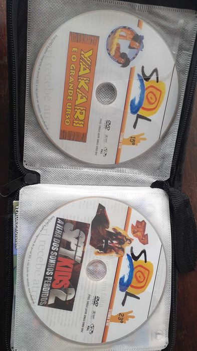 Filmes DVD para crianças em espanhol, português e inglês.