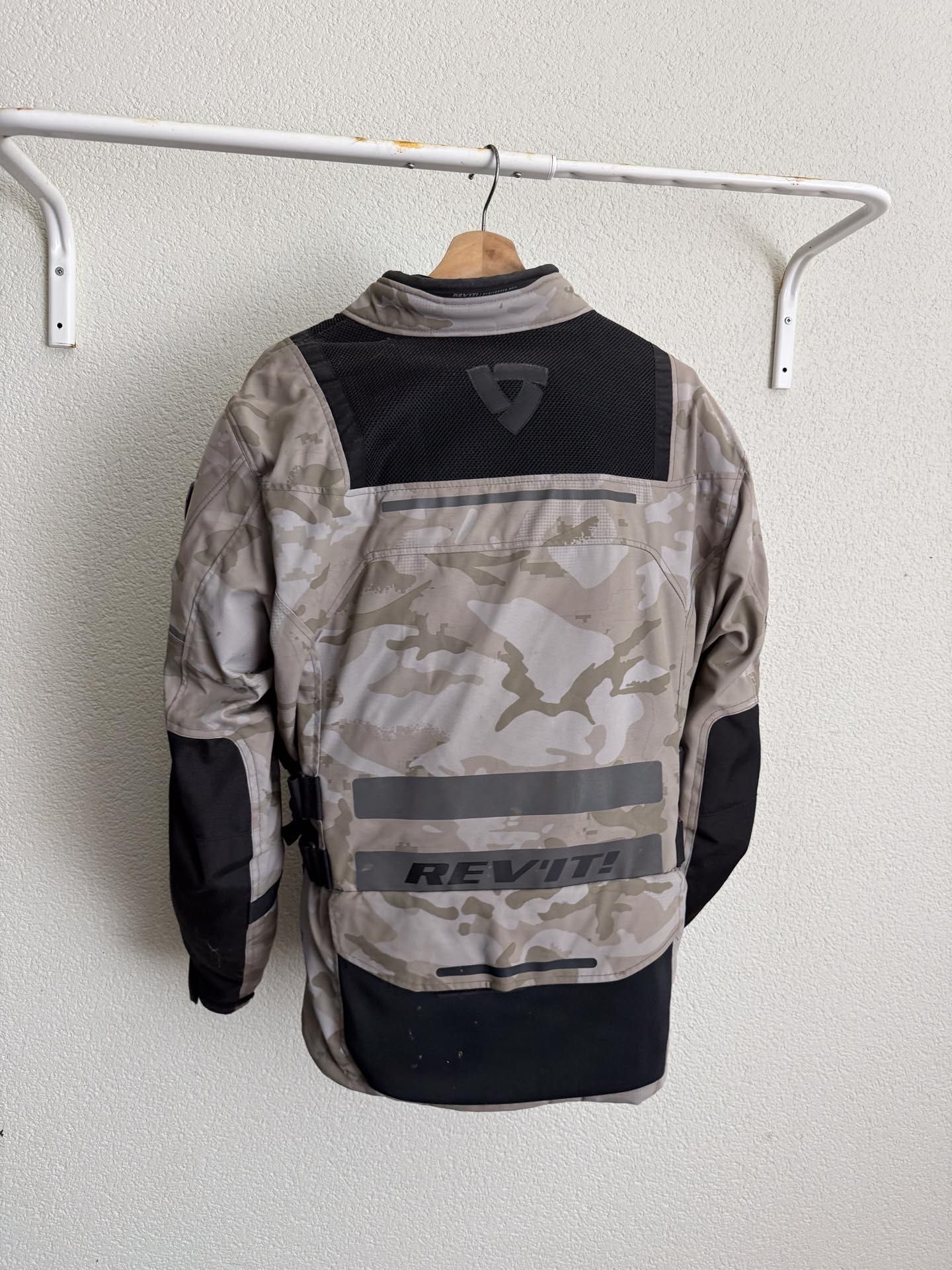 Fato moto trail Equipamento completo Rev'it adventure trail bike