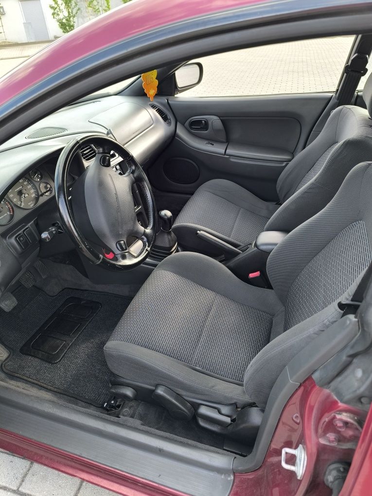 Sprzedam Mazda 323F BA