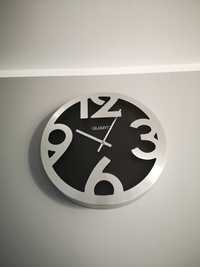 Srebrny zegar ścienny średnica 30 cm grubość 4cm