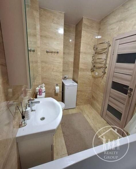 Готова квартира по вигідній ціні! А3