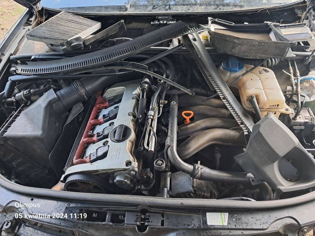 Audi A4,B6,sterownik,moduł,komputer zestaw startowy,stacyjka,tapicerka