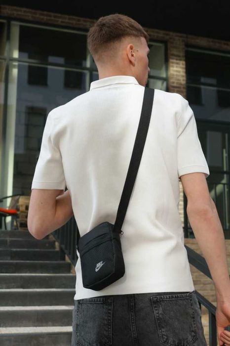 Барсетка черная мини Nike белый логотип