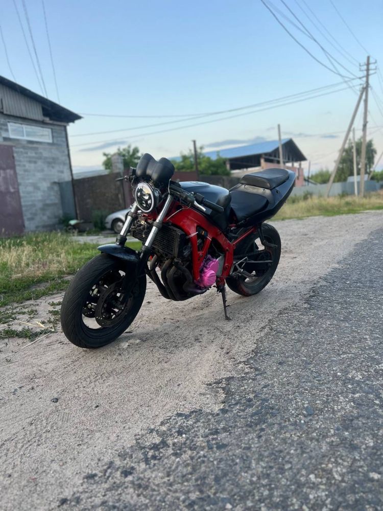 CBR 600 f1 на ходу на пльських доках